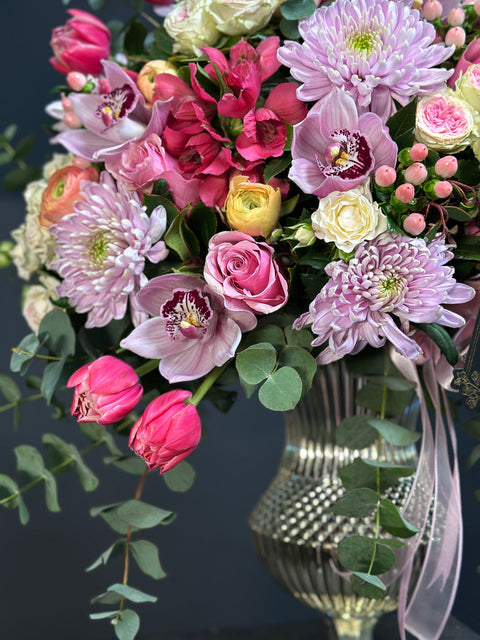 Silver Amore – Gümüş Vazoda Premium Pembe Lüks Aranjman