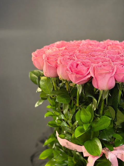 Pink Eternity – Pembe Kutuda İthal Gül Aranjmanı