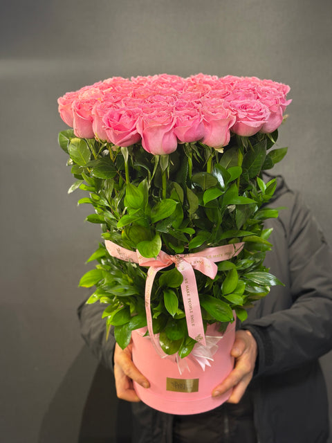 Pink Eternity – Pembe Kutuda İthal Gül Aranjmanı