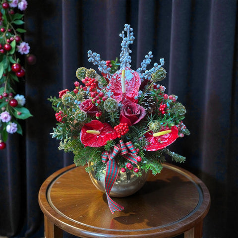 Crystal Noel – Kırmızının Işıltısını Kristal Dokunuşla Buluşturan Yılbaşı Aranjmanı