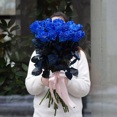 25 Blue Ecuador Custom Rose Bouquet