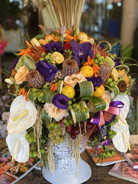 Grapes in flowers (Fruity Arrangement)