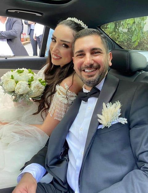 Bride Bouqet ( Peonies) ve Damat Yaka Çiçeği